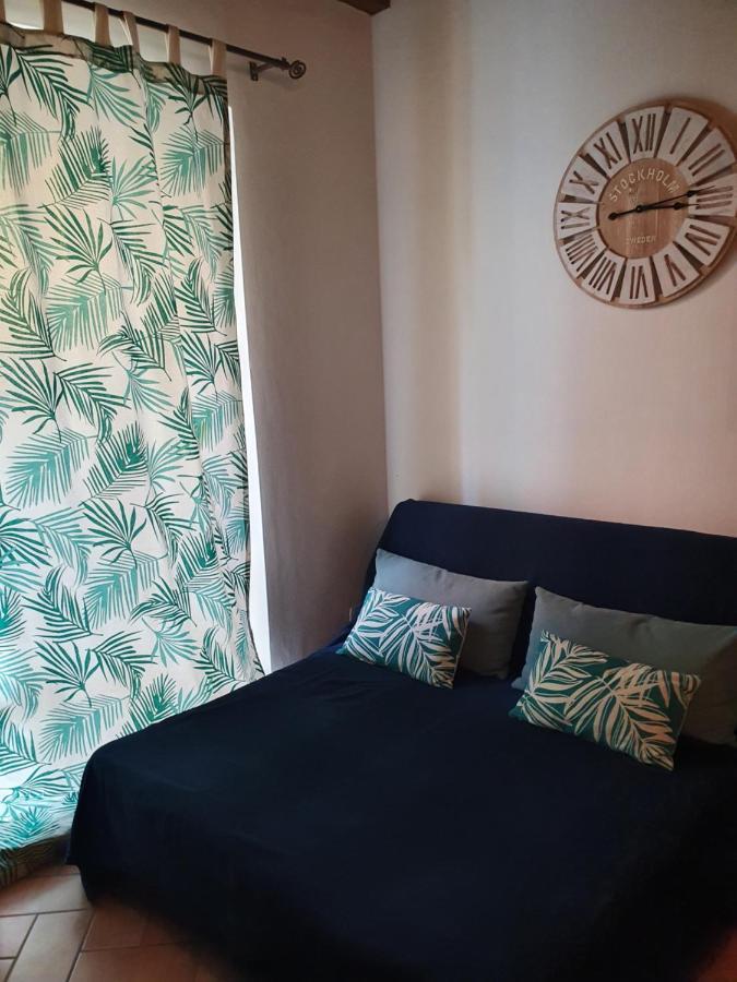 Mentana 14 Apartment ปาร์มา ภายนอก รูปภาพ